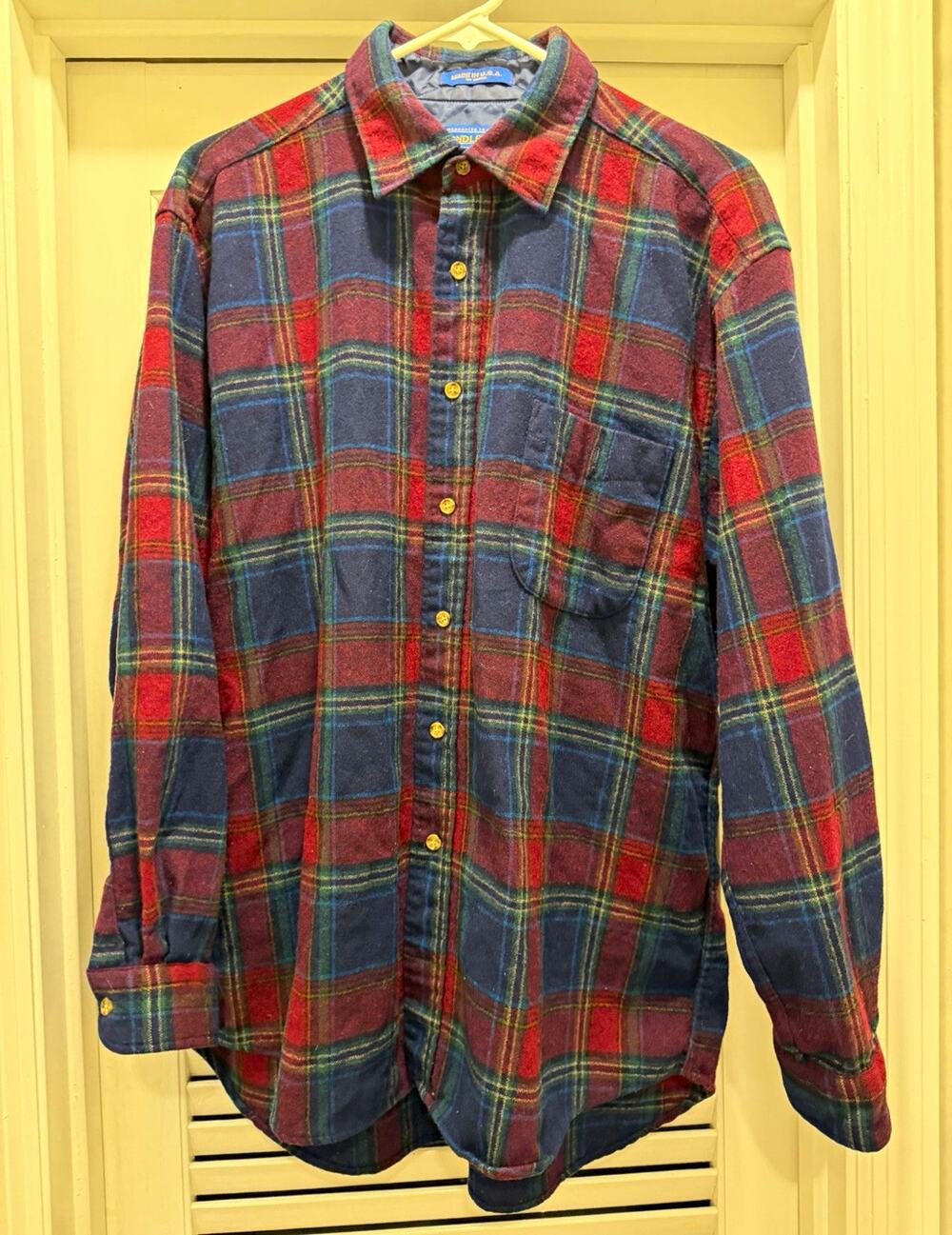 Vintage Pendleton Men's L Wool Flannel Plaid Button-Up Shirt Pockets Elbow Patch